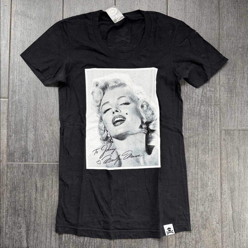 🔥 Johnny Cupcakes SMALL Marilyn Monroe Black Shirt 100% Cotton RARE